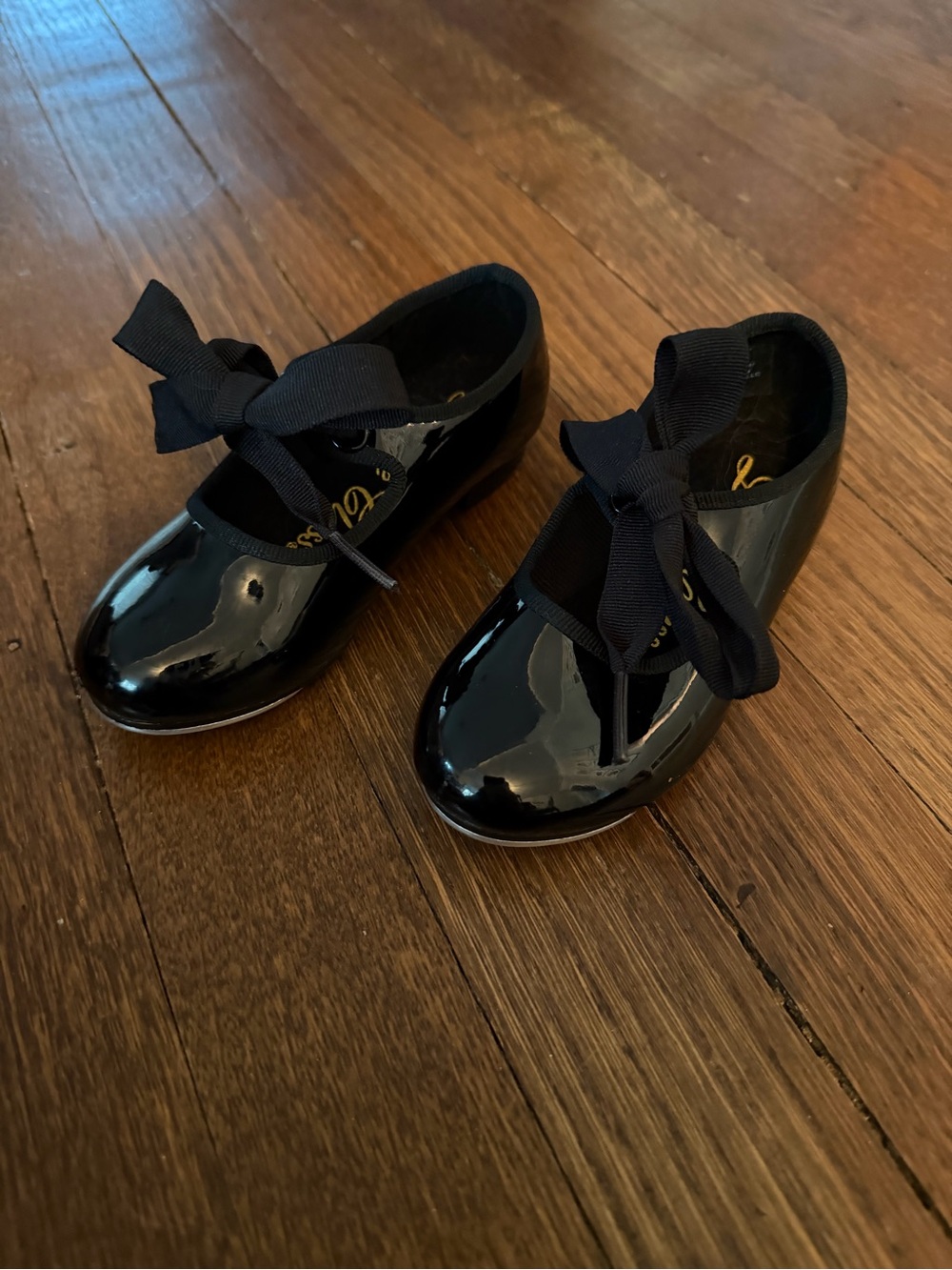 Black Tap Shoes with Ribbon Tie